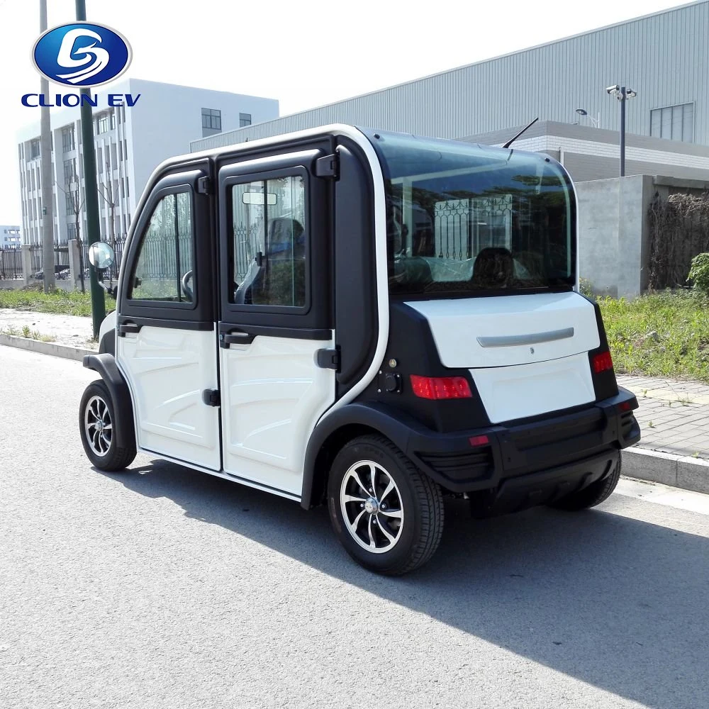 Small Enclosed 4X2 Wheel Electric 4 Passenger Street Scooter Car