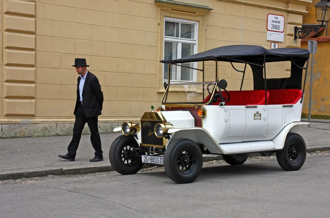 Electric Powered Antique 5kw Classic Club Car Street Legal Tourist Golf Cart Electric Vintage Vehicle