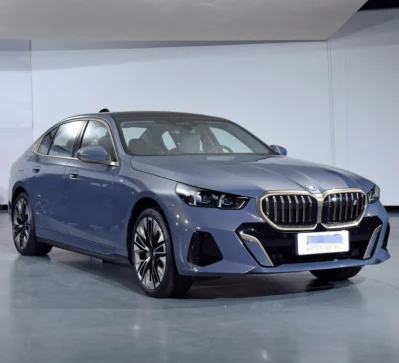 Commercial Vehicle China EV Electric Left Hand Drive BMW I5 Cars New Coming Car
