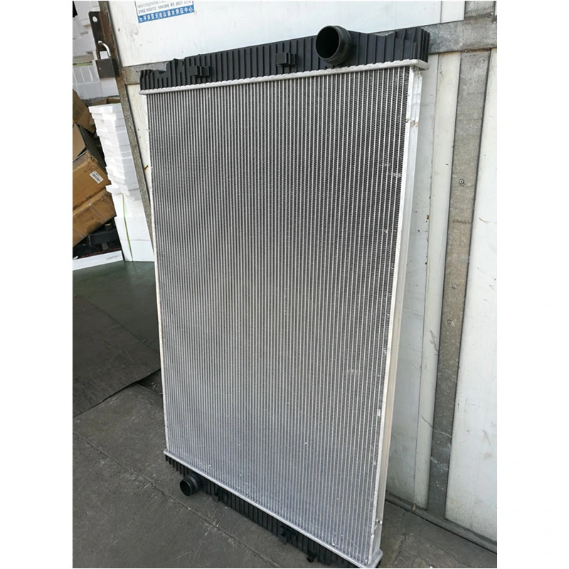 China Factory Heavy Duty Radiator for Iveco Stralis OEM 41214447