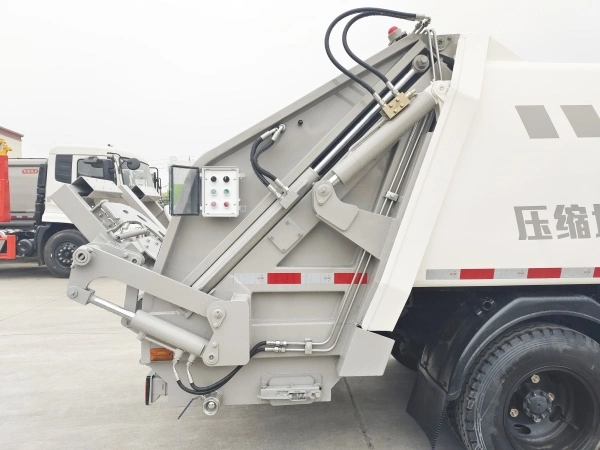 China Factory Jmc 6m3 Garbage Compactor Truck Waste Bins Compactor Truck Price