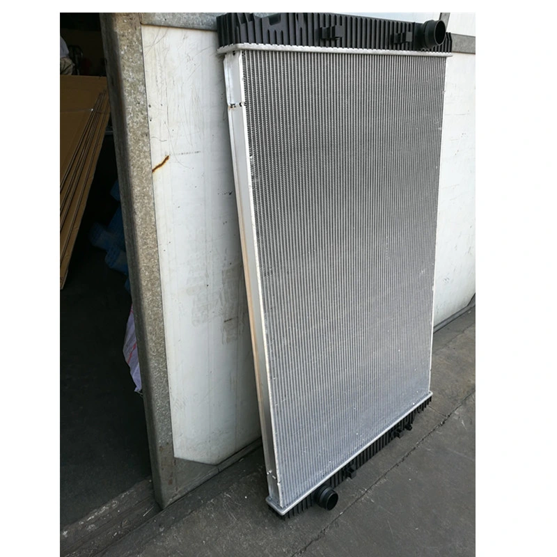 China Factory Heavy Duty Radiator for Iveco Stralis OEM 41214447