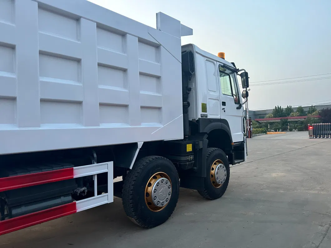 China Best Selling Sinotruk HOWO 8X4 Used Dumper/Tipper Truck