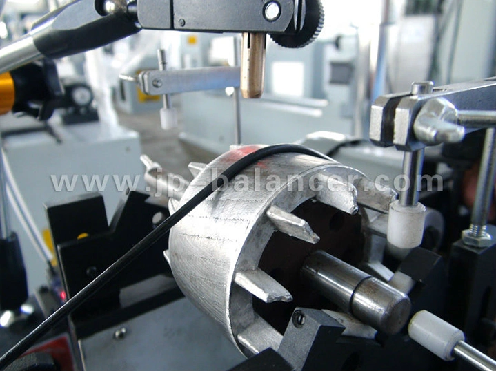 Special Design Hard Bearing Belt Drive Balancing Machine (PHQ-1.6/5)