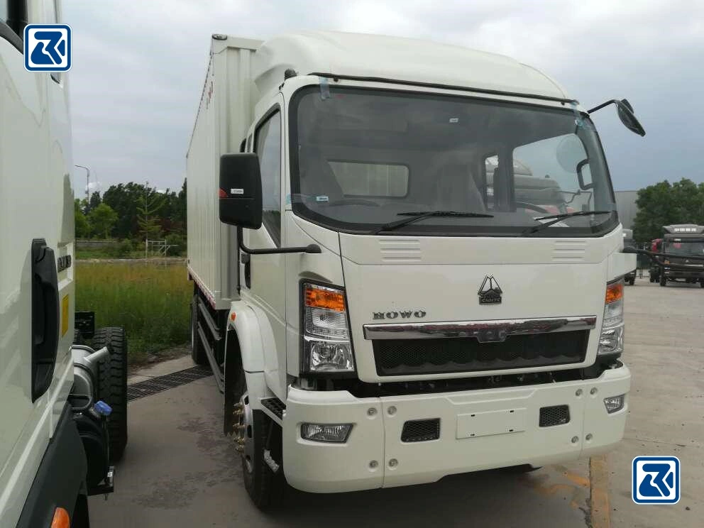 Sinotruk HOWO Dongfeng FAW JAC Jmc 4X2 5 Tons China Small Light Duty Van Cargo Truck