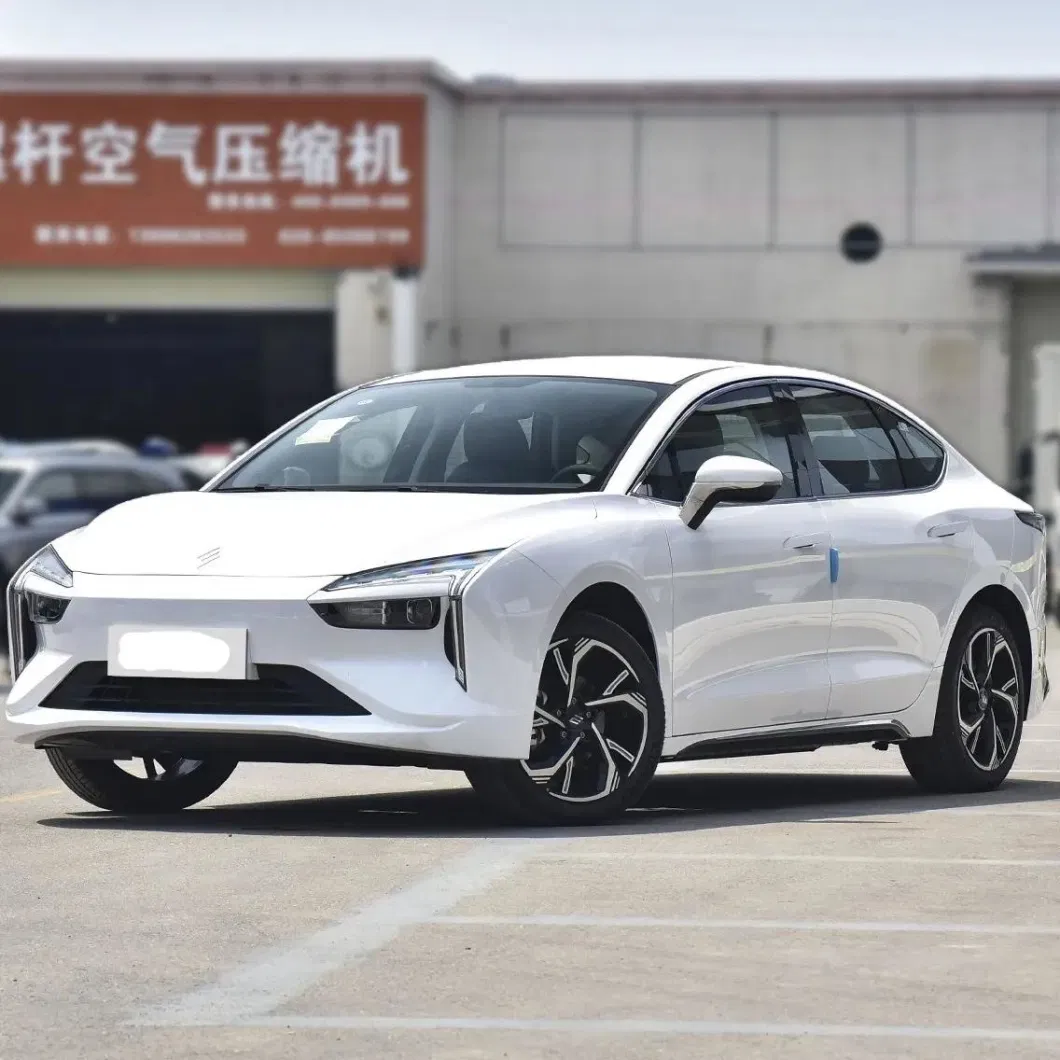 China Manufactures Cheap and Good Quality New Energy Vehicles Jmc Yi Plug-in Hybrid, Extended Range Electric, Pure Electric Car