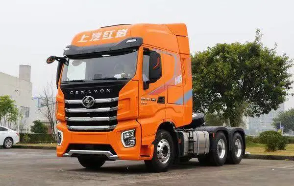 Made in China Sai*C Group 560HP Cummins Z*F Transmission H6e Genlvon Hongyan 6X4 Euro6 Head Tractor Trailer Truck Used Heavy Duty Trucks Good Price