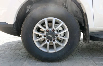 Mini raccoglitore diesel 2WD JMC 125 CV con guida a sinistra per Cina Carrelli
