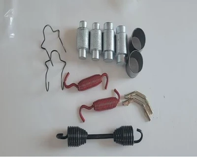 Prezzo di fabbrica Kit pastiglie freni parti camion Riparazione ganasce freni Kit 4515