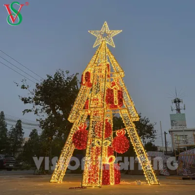Factory Giant Shopping Mall, albero di Natale all&prime;aperto
