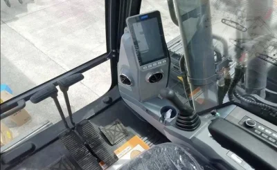 Escavatori di medie dimensioni cinesi 21 Ton 0.93 cbm escavatore cingolato Macchina Xe200da nuovo motore idraulico Cummins per macchine da miniera