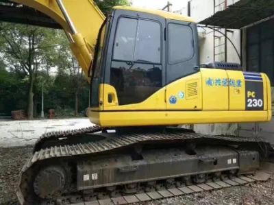 Top Sales articolo importato escavatore cingolato usato Komatsu PC230-8 PC240-7 PC240-8 PC270 buone prestazioni di esercizio