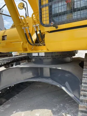 Escavatore cingolato usato Komatsu PC200 buone prestazioni di esercizio