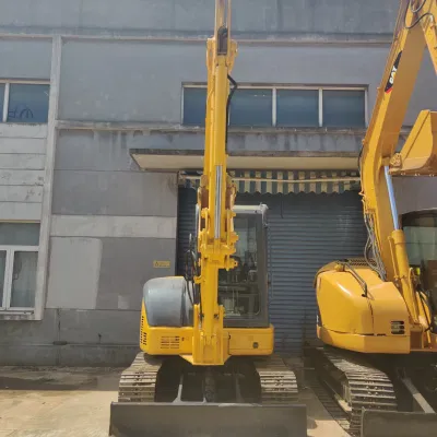 Miniescavatore Komatsu PC35mr usato con basse ore di lavoro