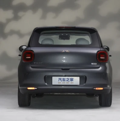 Prezzo di fabbrica 2023 405km Lite Auto elettrica JAC Nuova energia Veicoli JAC Yiwei 3 Vendita online