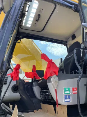 Escavatore cingolato usato Komatsu PC200 buone prestazioni di esercizio