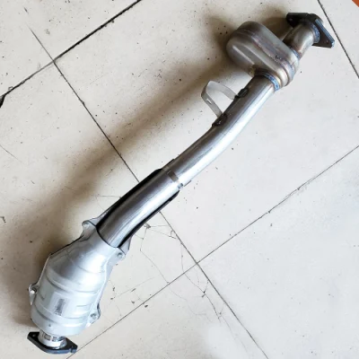 Convertitore catalitico Middle Direct Fit per sostituzione in fabbrica in Cina Per Subaru Outback 2.5t