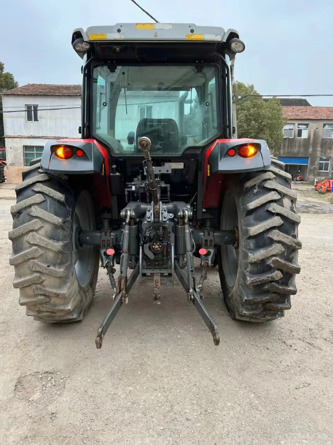 Used or Second Hand Tractor Fergusson 1304 130 HP