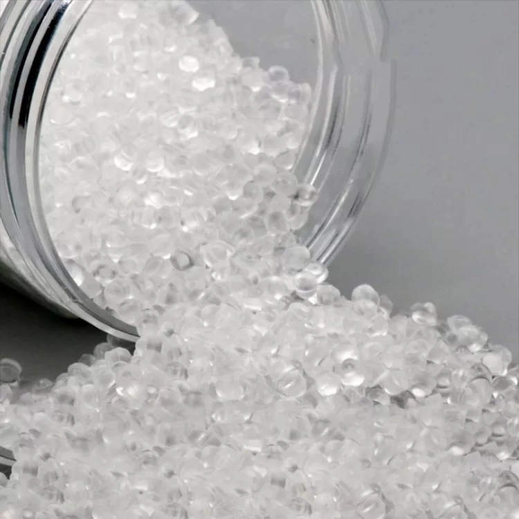 China Manufacturers Sell Soft PVC Raw Materials PVC Compound PVC Granules for Sandal Shoes Sole