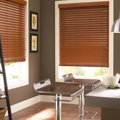  Fabbrica 2&prime;&prime; PVC Faux Tende a rullo senza fili in legno Veneziano