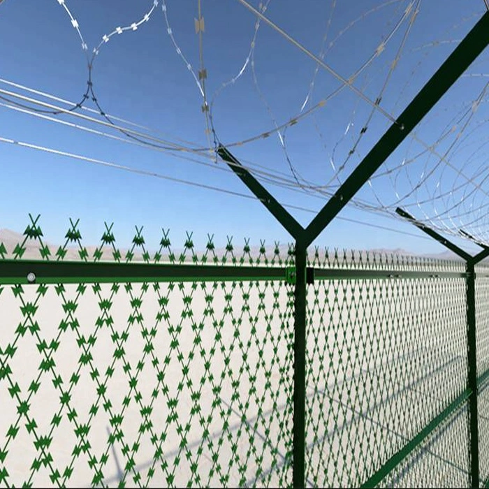 2023 New Design Hot Dipped Galvanized Razor Barbed Wire Mesh Fence Panel