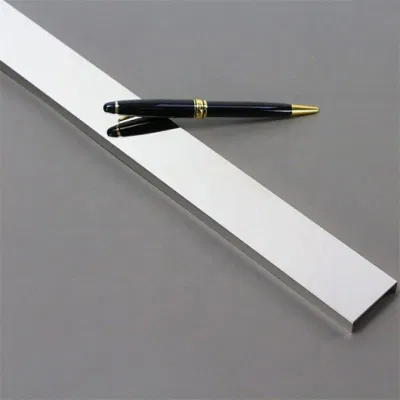  Qian Yan напольные покрытия ПВХ аксессуары Skirting Китай Skirting доска кормик Заводские оптовые продажи: Мягкая пластиковая доска шириной 20 см.