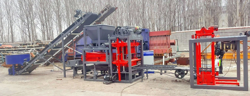 Alibaba Kenya Low Price Full Automatic Concrete Block Making Machine Equipment Qt4-25