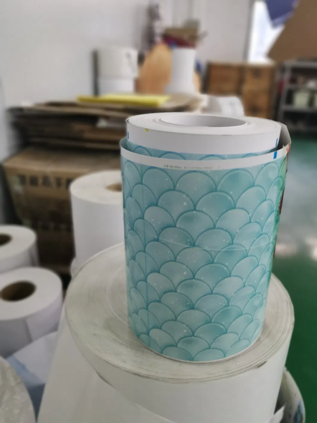 Direct/Eco/Top Coated Thermal Self-Adhesive Paper in Reel