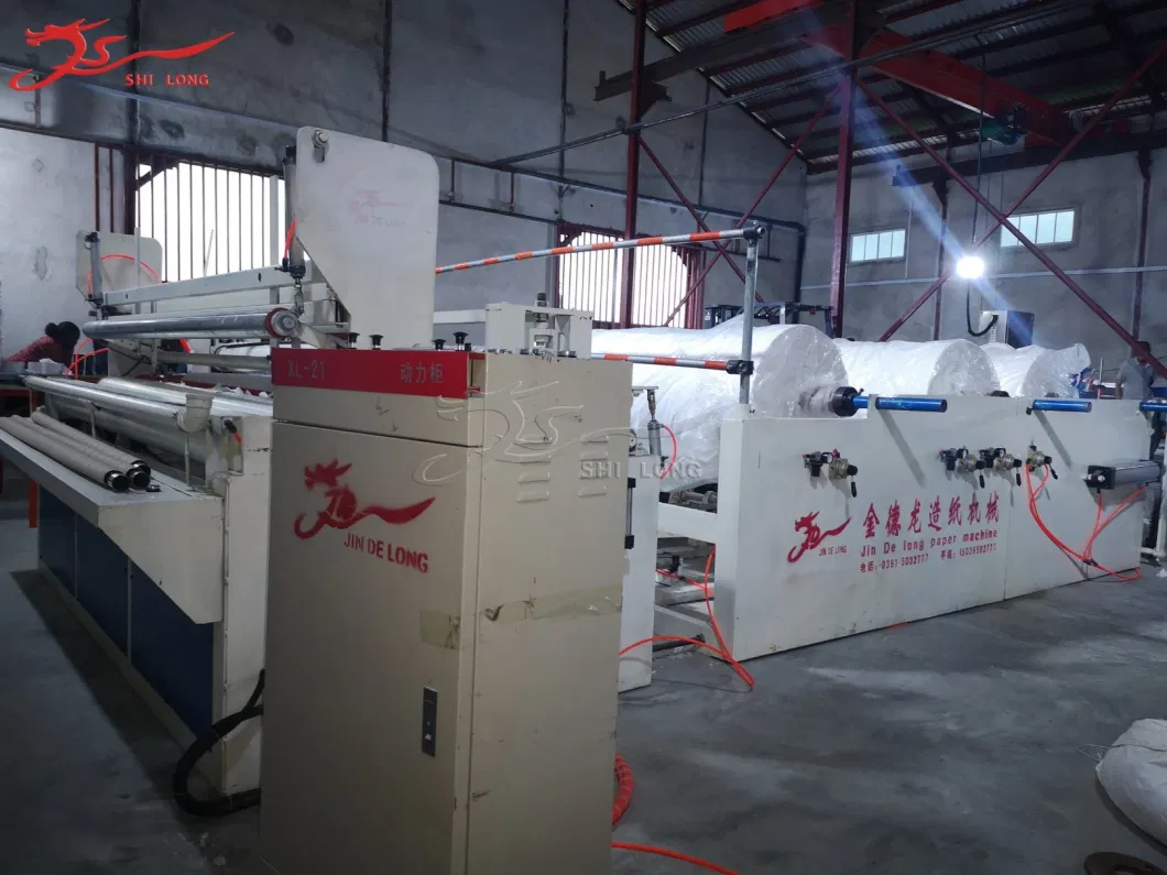 Full Automatic Toilet Paper Rewinding Machine Small Making with Embossing Roller