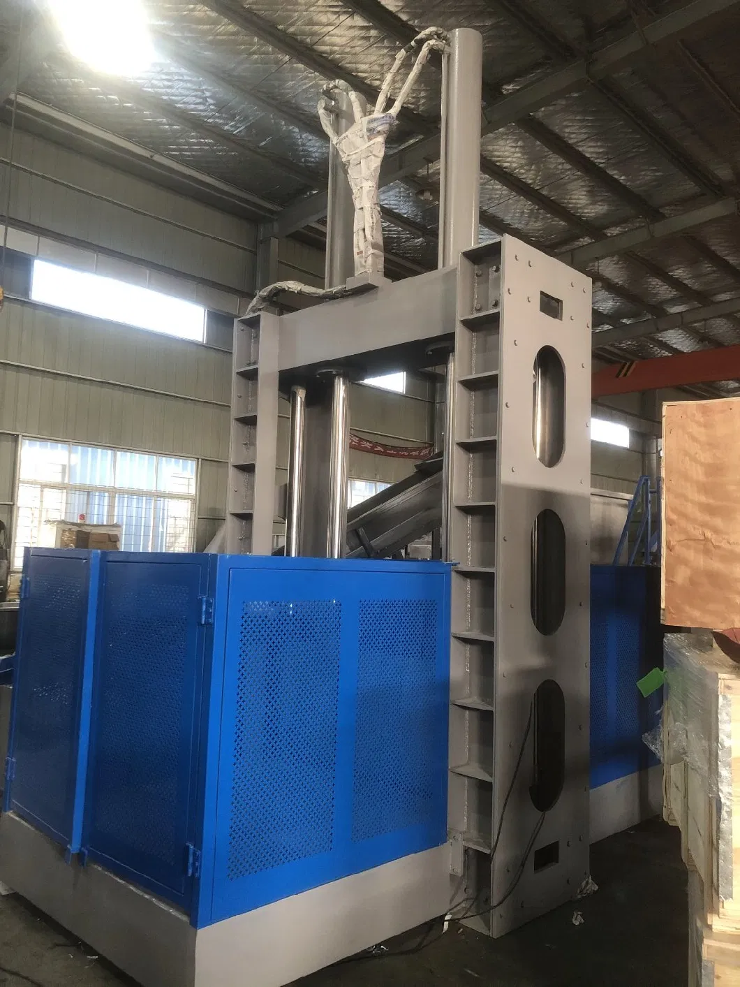 China Manufacturers Hydraulic Guillotine Shearing Cutting Machine for Plastic