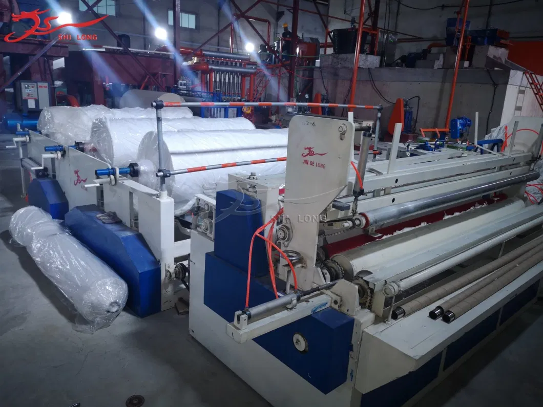 Full Automatic Toilet Paper Rewinding Machine Small Making with Embossing Roller