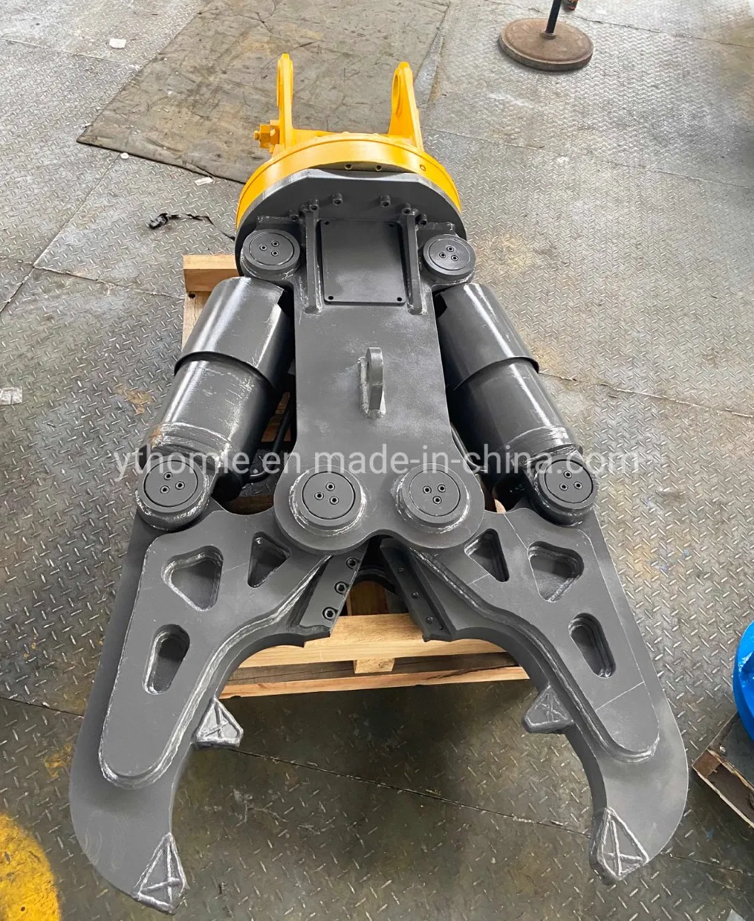 Chinese Manufacturer Hydraulic Shear Concrete Crusher for Excavator