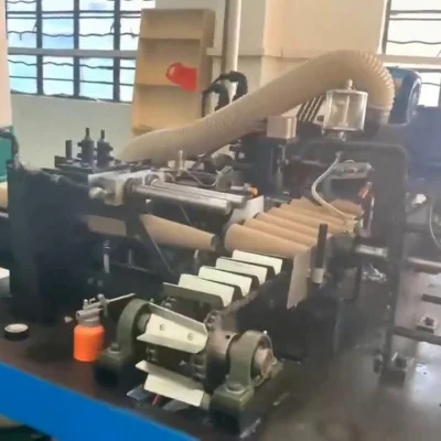 Полностью автоматическая машина для изготовления конусов бумаги