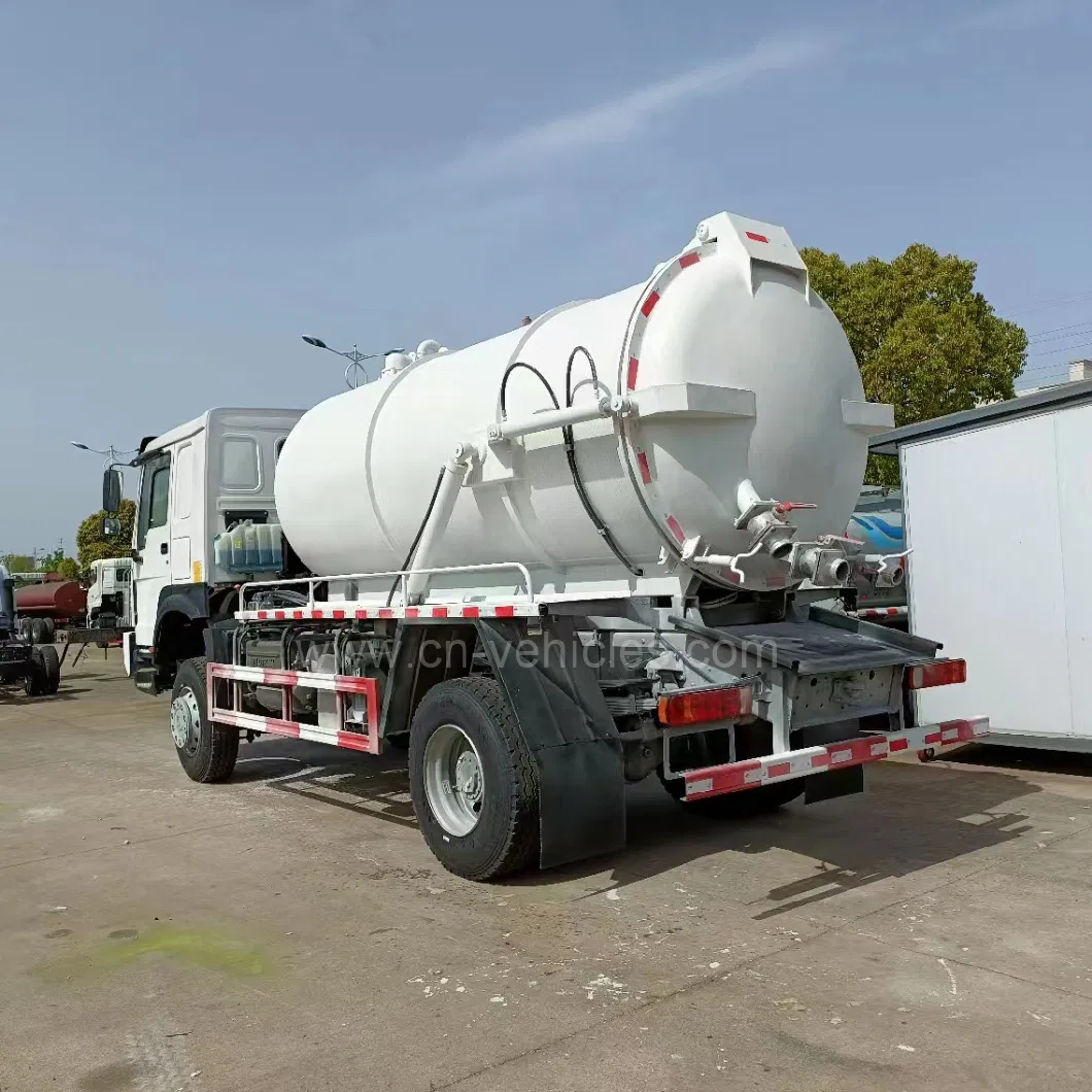 HOWO 4*4 Rhd Full Driver Vacuum Sewage Suction Pump Truck