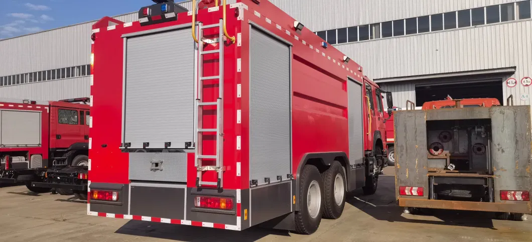 High Quality Sinotruk HOWO 6X4 Fire Truck Euro 2 Euro 3 400HP