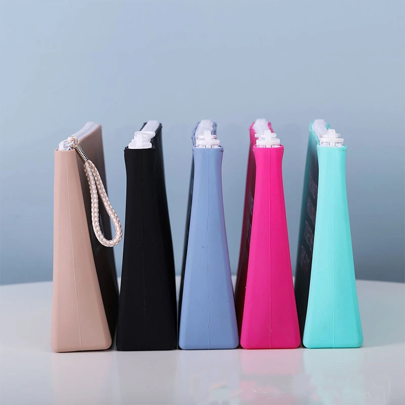 Lovely New Silicone Gel Pencil Case Coin Purse Bag Wallet Pouch Keychain Bag Storage Cosmetic Bag