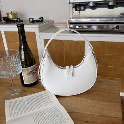  Nueva Mujer pequeña Ronda cálida bolso cinturón de hombro Half Moon Bolsa Hobo