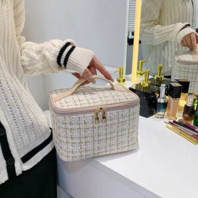 Bolsa de maquillaje pequeña personalizada PU Travel Bolsa de cosméticos lavado portátil Bolsa cosmética