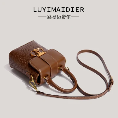 Bolso de diseñador mayorista, copia de Marca Bagcontracturado marrón clásico Marca Deisgnerbag Fahions mujeres clave′ S corto