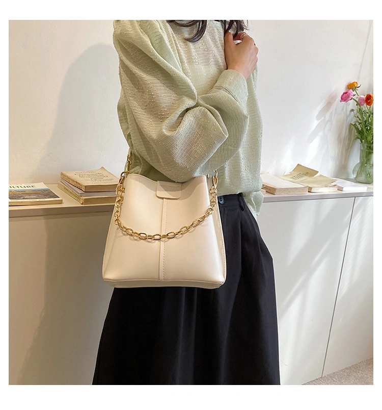 Ru The Fashion Casual Trend Magnetic Buckle Design Simple Chain Shoulder Messenger Handbag Women&prime;s Bucket Bags