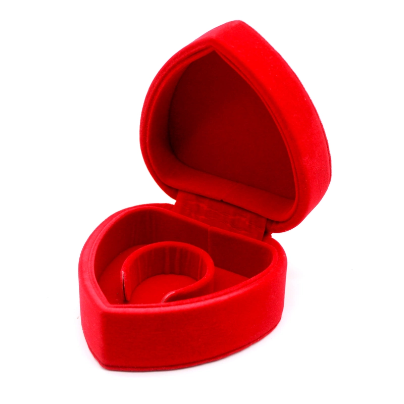 Luxury Red Velvet Watch Boxes Heart Shape Watches Gift Packaging Case