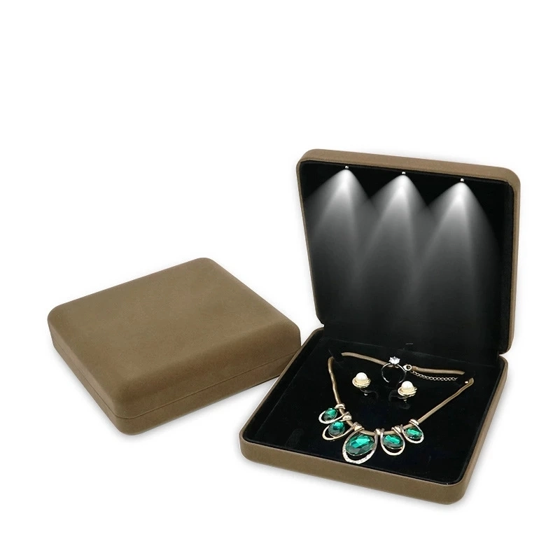 18X18X4.4cm Velvet LED Jewelry Box Necklace Earring Ring Gift Box Jewellery Set Display Storage Case