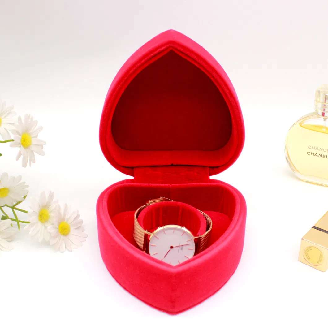Luxury Red Velvet Watch Boxes Heart Shape Watches Gift Packaging Case
