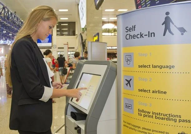 Floor Stand Hotel/Hospital/Airport Self Check in Kiosk with Touch Screen