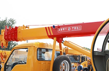 Chinese Crane 5 Tons for Sale 20 Classical Flatbed Boom Truck with Crane