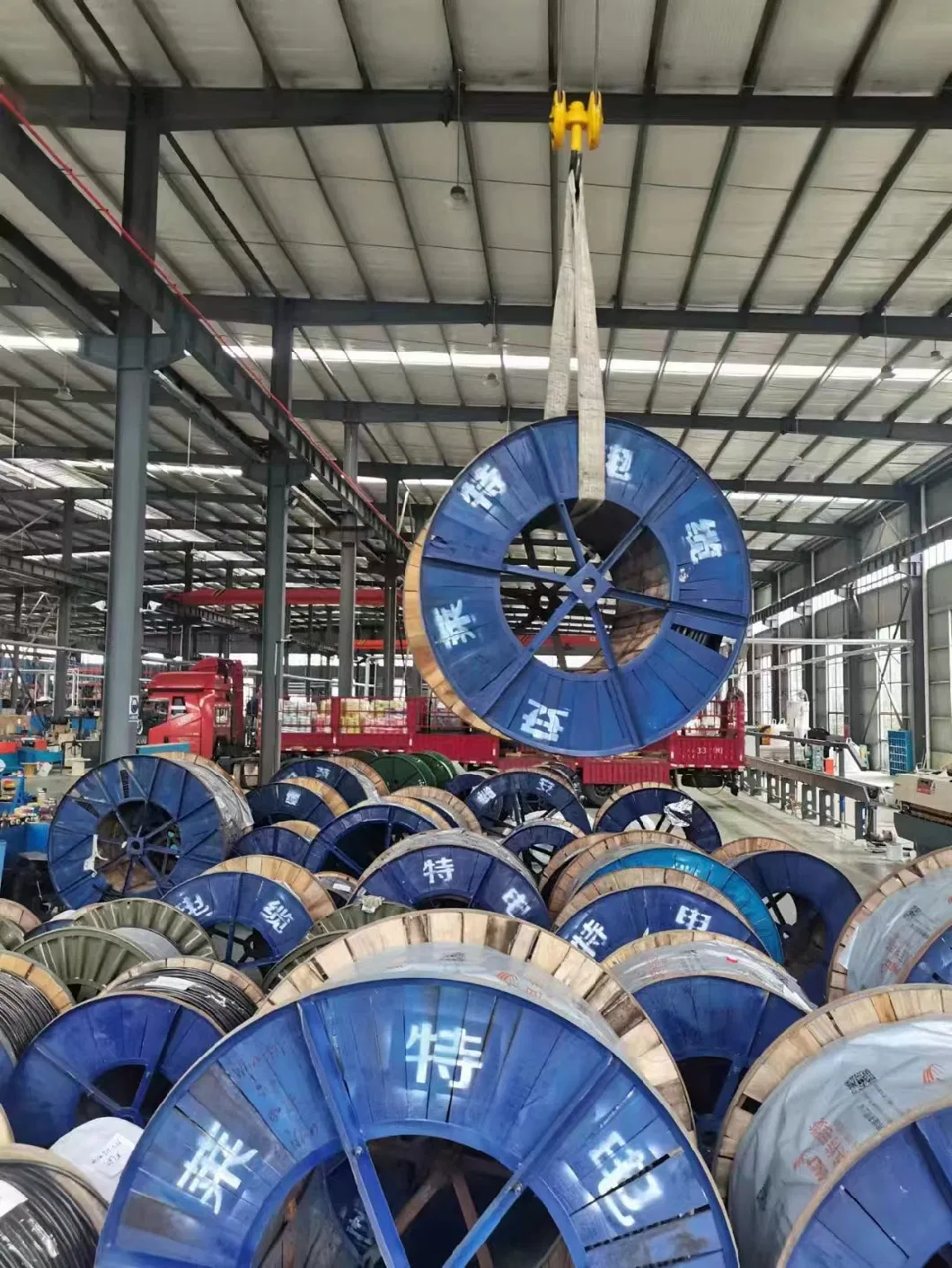 Manufacturer of Industrial Electric Connections Single Core 4sqmm Aluminium Solid PVC Wire