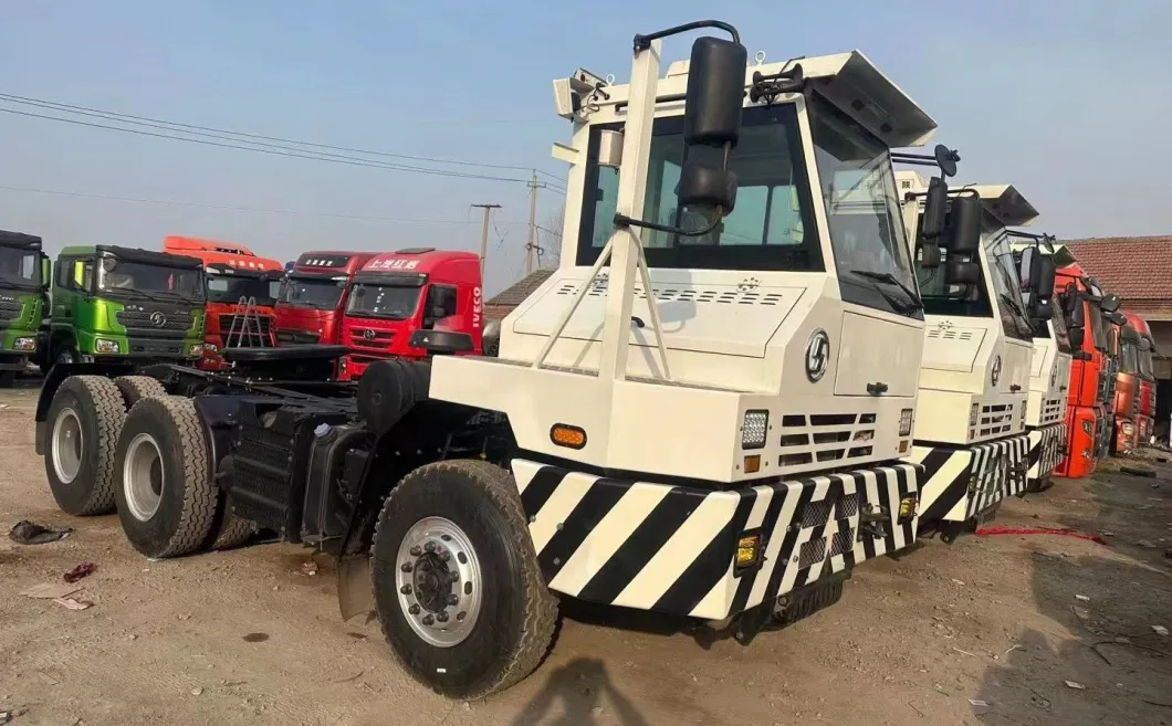 Focus 4X2 6X4 Container Operation Terminal Tractor Shag Truck/Shunt Truck with Fixed/Liftable Fifth Wheel
