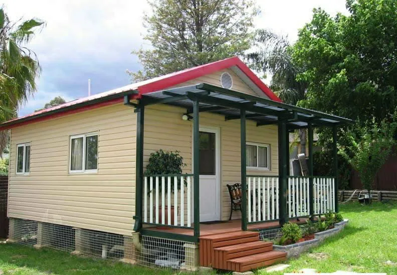 Excellent Designed Light Steel Structure Prefabricated Residential House (KXD-96)