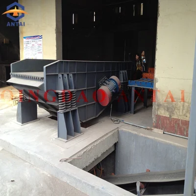  Conveyor Type Inertial Vibrating Sand Shakeout Machine for Green Sand Reclamation System