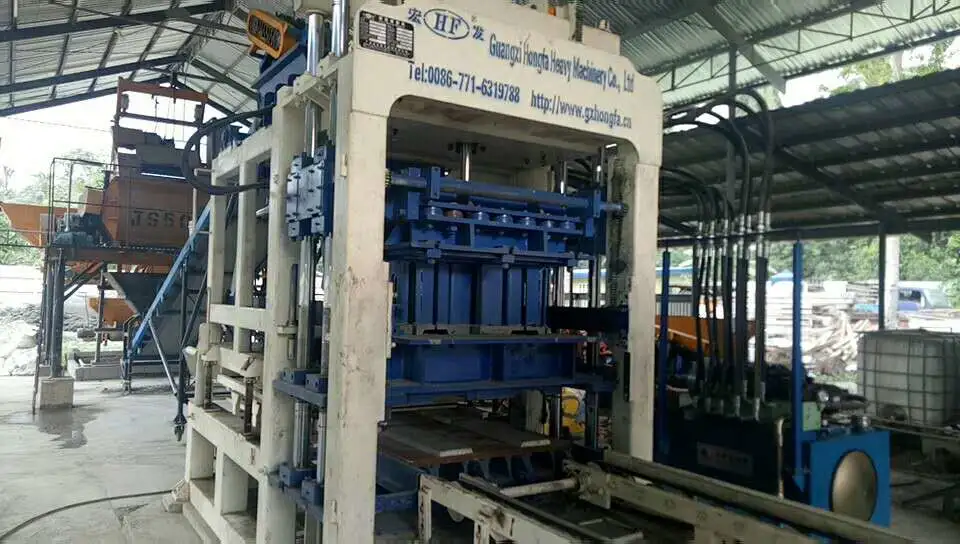 Fully Automatic Concrete Block Brick Making Machine Concrete Sand Fly Ash Construction Weast Compressed Brick Burn-Free Qt8-15D Hydraulic System Newest Design